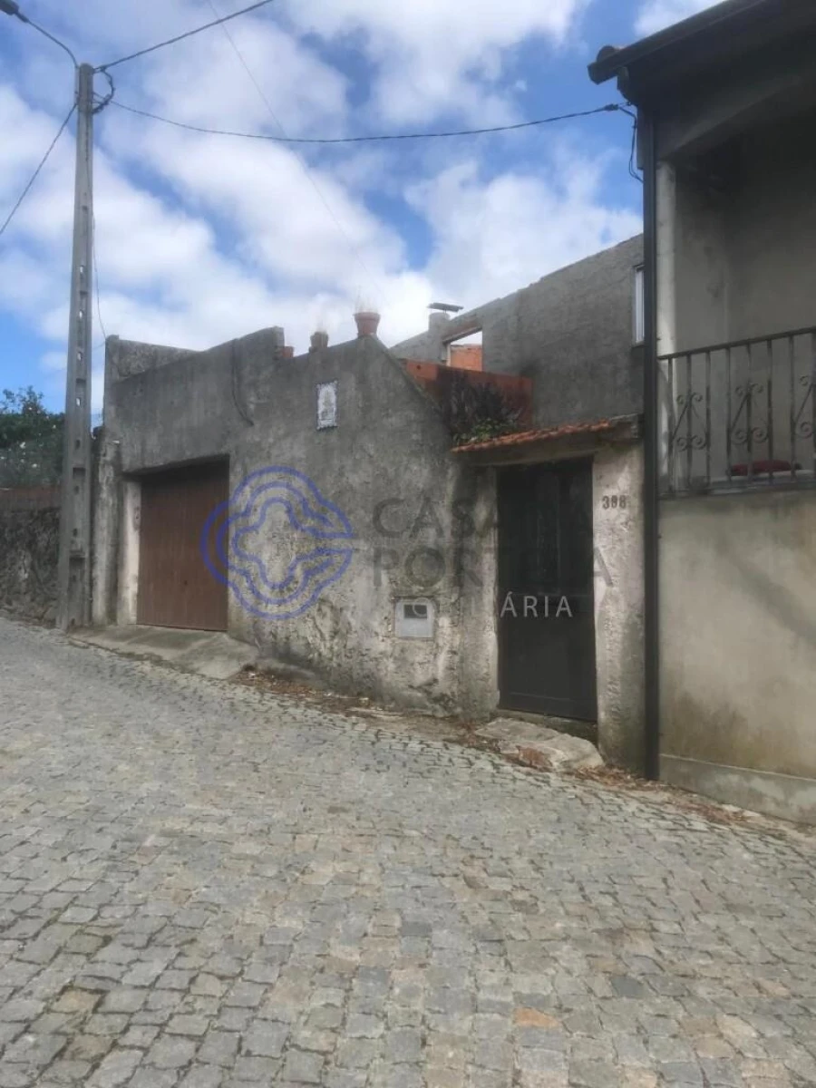 Moradia T3 para Venda em Rio Mau e Arcos Foto 6