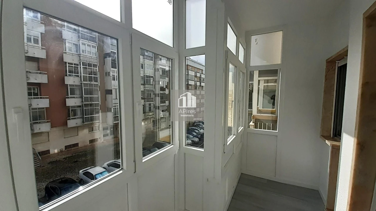 Apartamento T2 para Venda em Oeiras e São Julião da Barra, Paço de Arcos e Caxias Foto 15