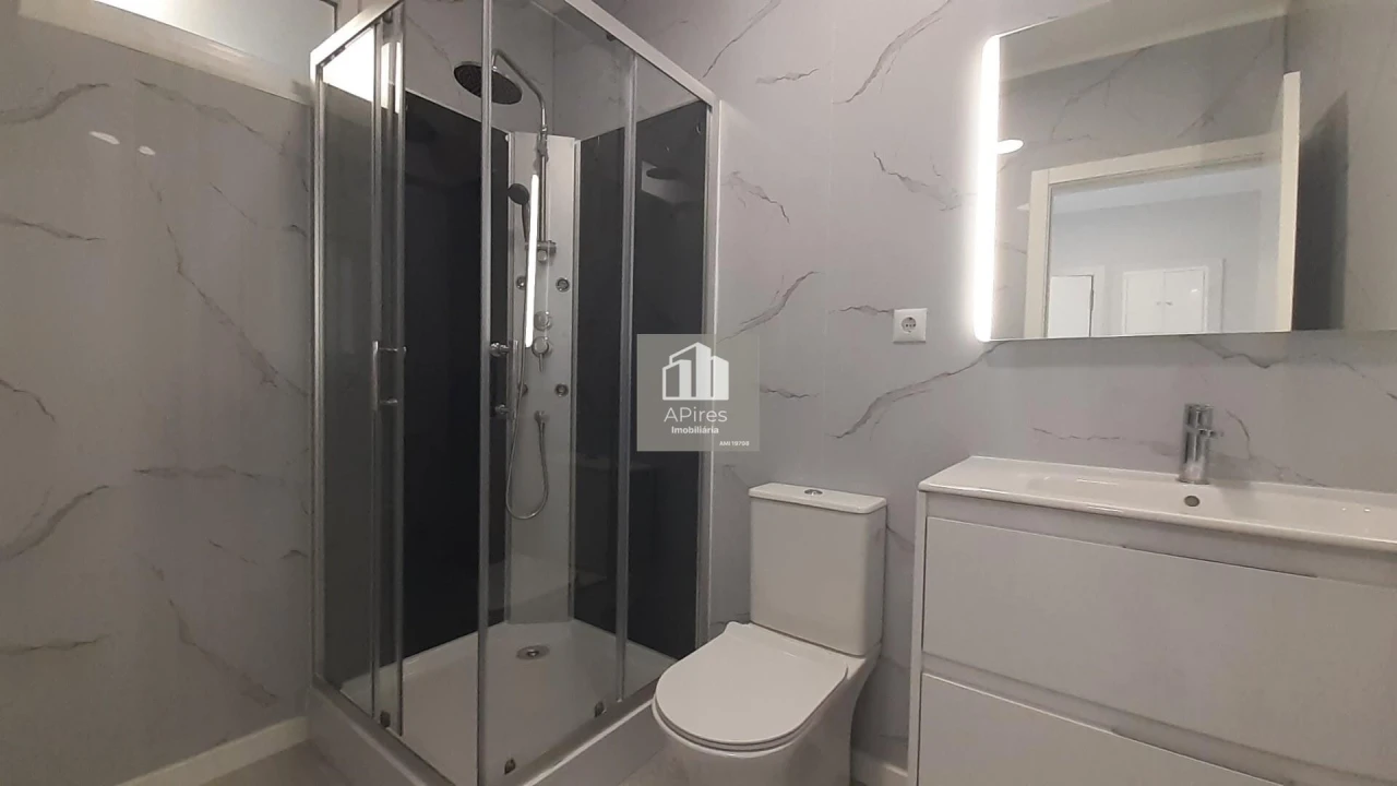 Apartamento T2 para Venda em Oeiras e São Julião da Barra, Paço de Arcos e Caxias Foto 21