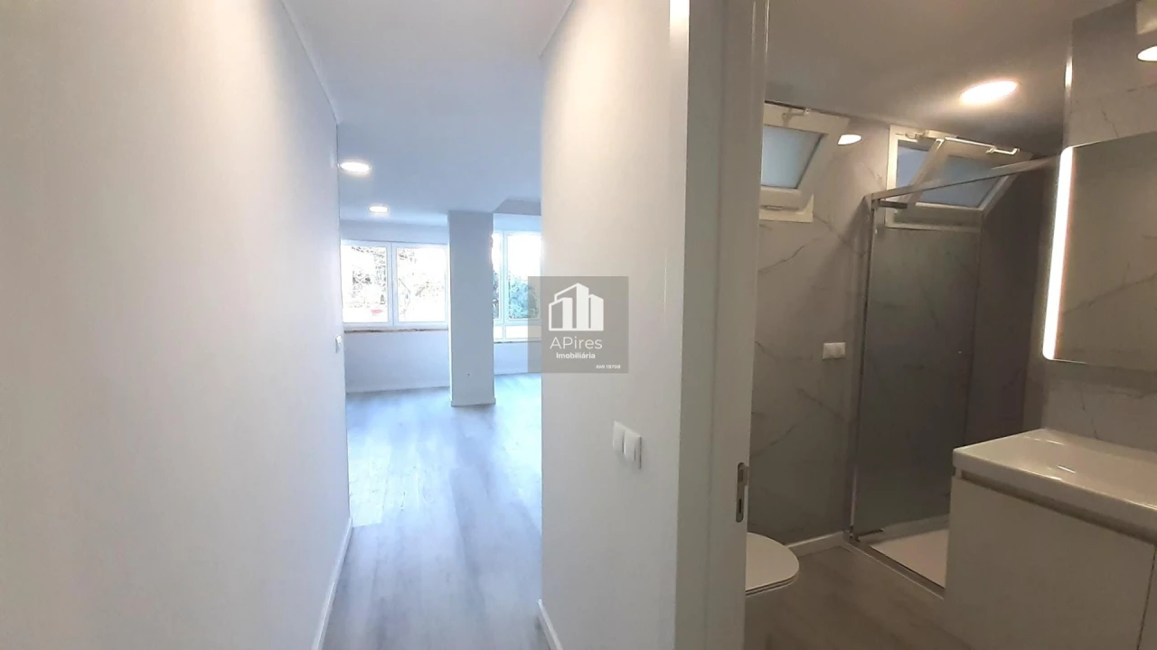 Apartamento T2 para Venda em Oeiras e São Julião da Barra, Paço de Arcos e Caxias Foto 20