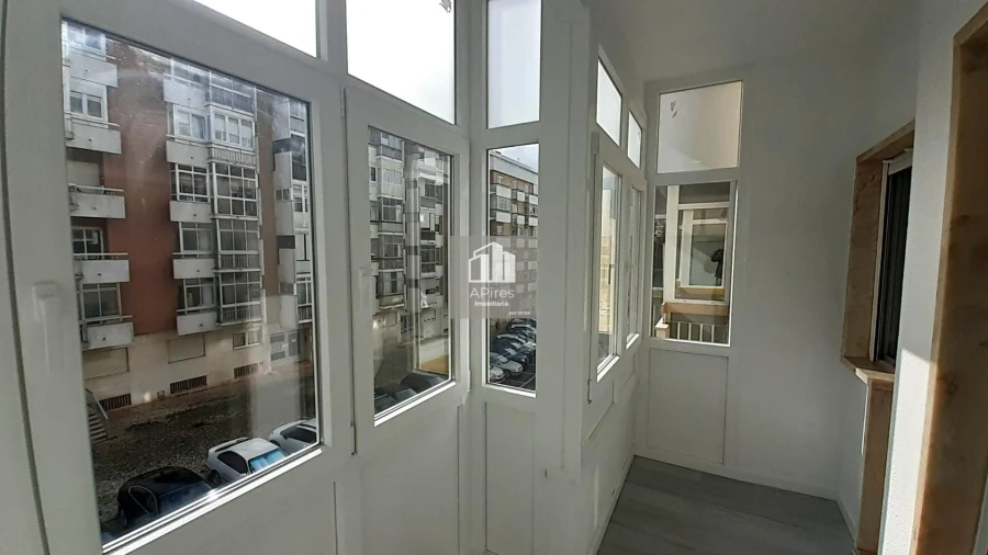 Apartamento T2 para Venda em Oeiras e São Julião da Barra, Paço de Arcos e Caxias Foto 15