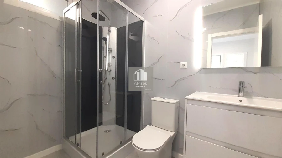 Apartamento T2 para Venda em Oeiras e São Julião da Barra, Paço de Arcos e Caxias Foto 17