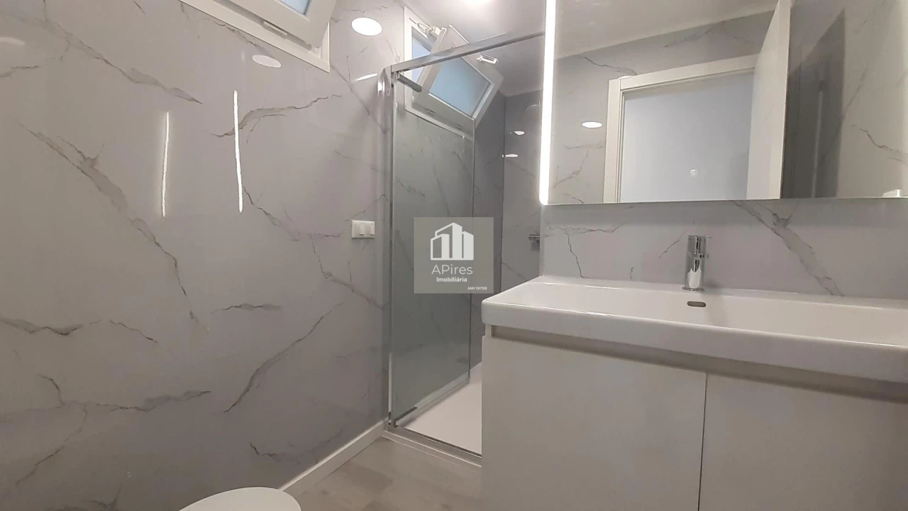 Apartamento T2 para Venda em Oeiras e São Julião da Barra, Paço de Arcos e Caxias Foto 22