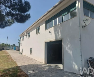 Moradia T5 para Venda em Fradizela