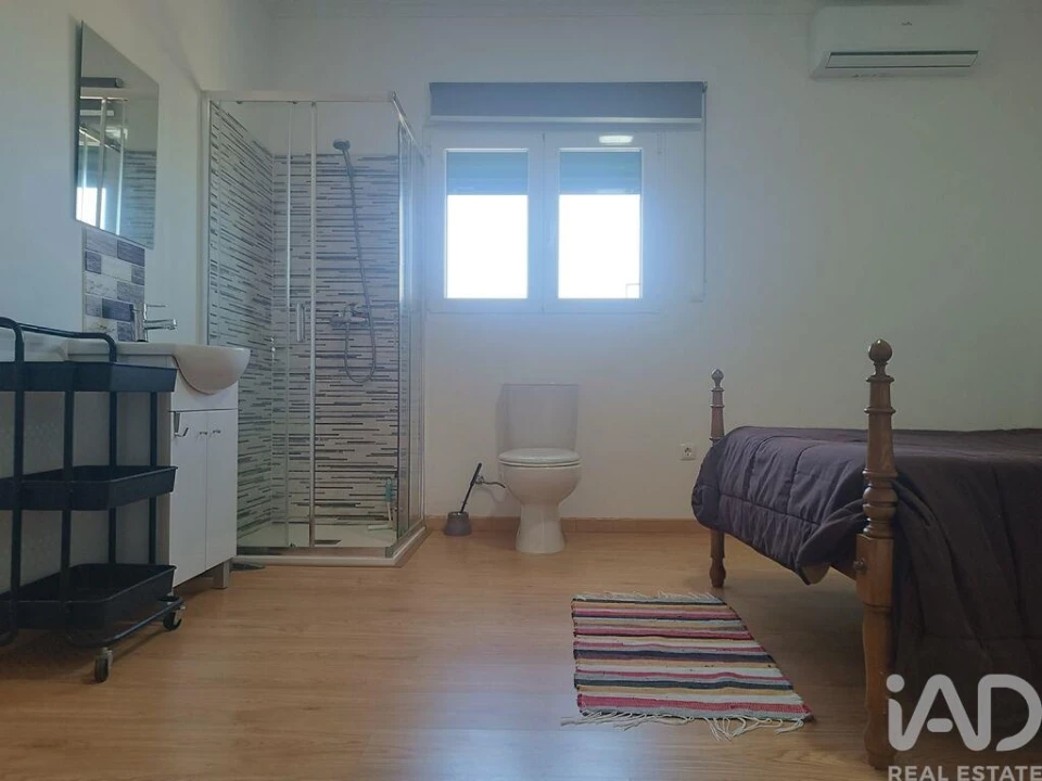Moradia T5 para Venda em Fradizela Foto 26