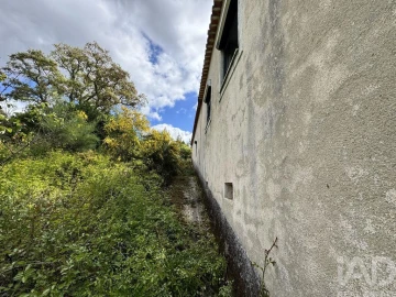 Moradia para Venda em Alvares