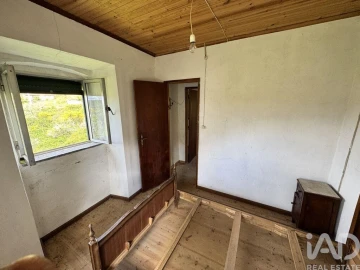 Moradia para Venda em Alvares