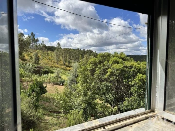 Moradia para Venda em Alvares