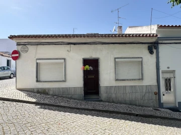 Moradia T2 para Venda em Beja (Salvador e Santa Maria da Feira)