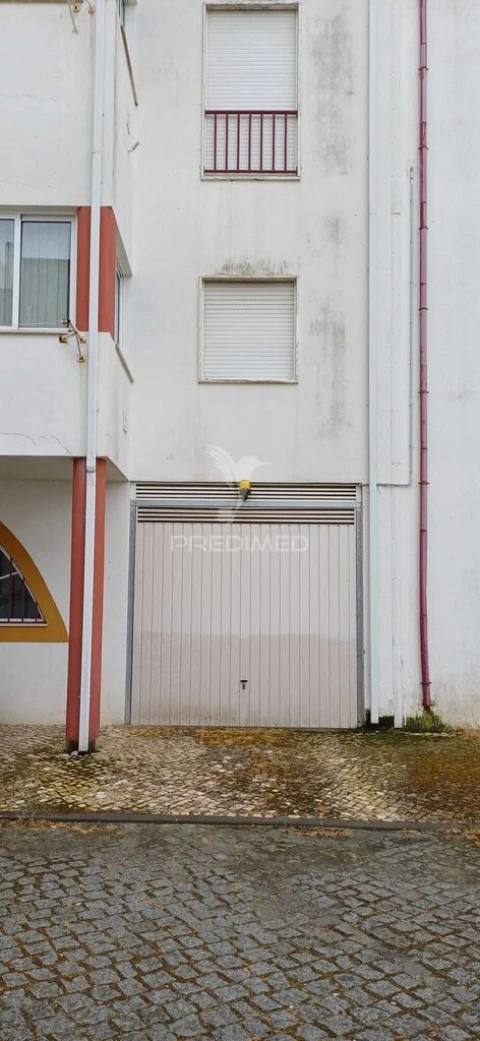 Garagem para Venda em Ribeira de Nisa e Carreiras