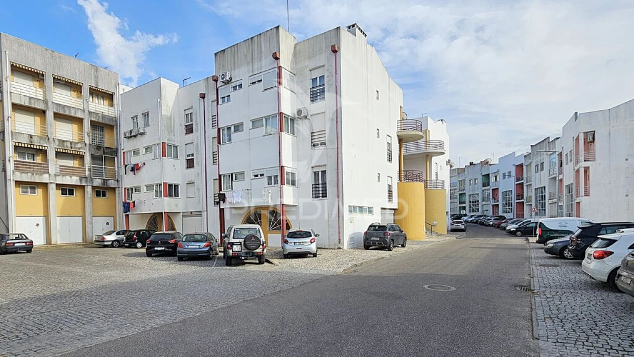 Garagem para Venda em Ribeira de Nisa e Carreiras Foto 3