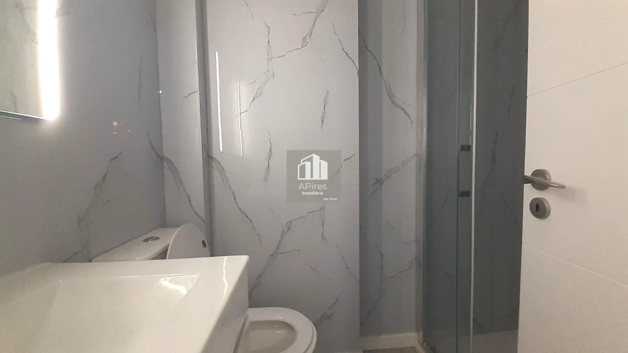 Apartamento T2 para Venda em Benfica Foto 20