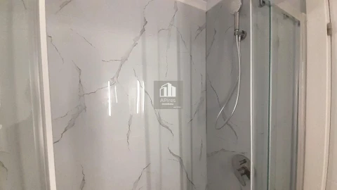 Apartamento T2 para Venda em Benfica