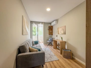 Apartamento T2 para Venda em Funchal (Se)
