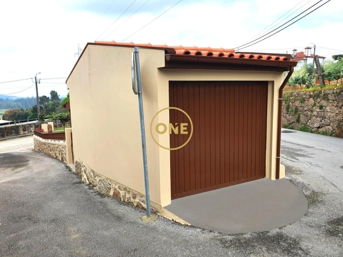 Moradia T2 para Venda em Adães Foto 12