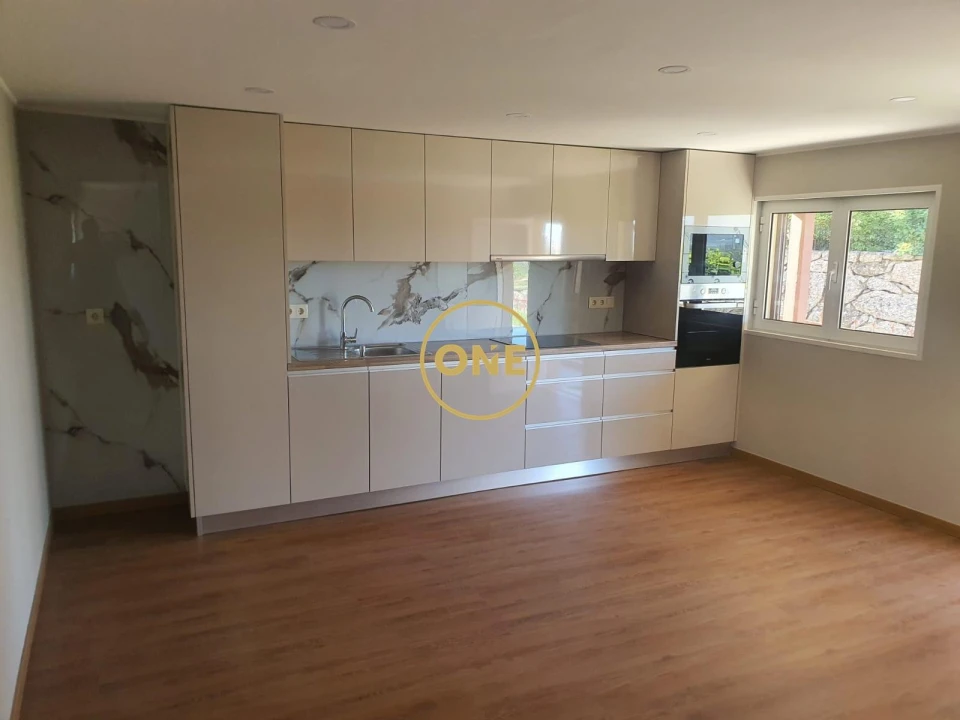 Moradia T2 para Venda em Adães Foto 27