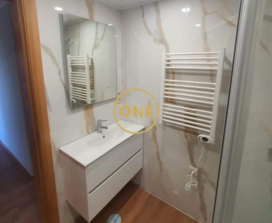 Moradia T2 para Venda em Adães Foto 22