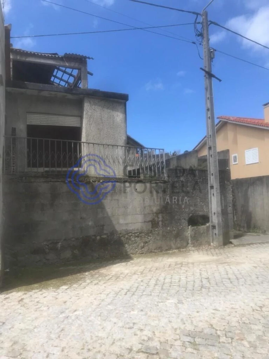 Moradia T2 para Venda em Rio Mau e Arcos Foto 10