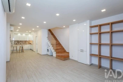 Apartamento T3 para Venda em Santa Maria Maior