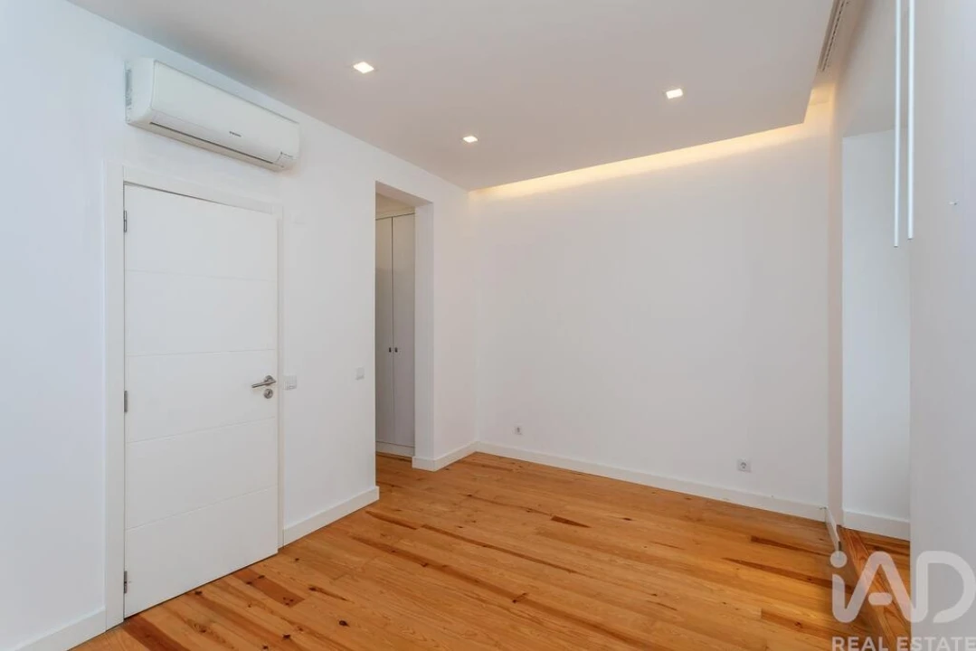 Apartamento T3 para Venda em Santa Maria Maior Foto 13