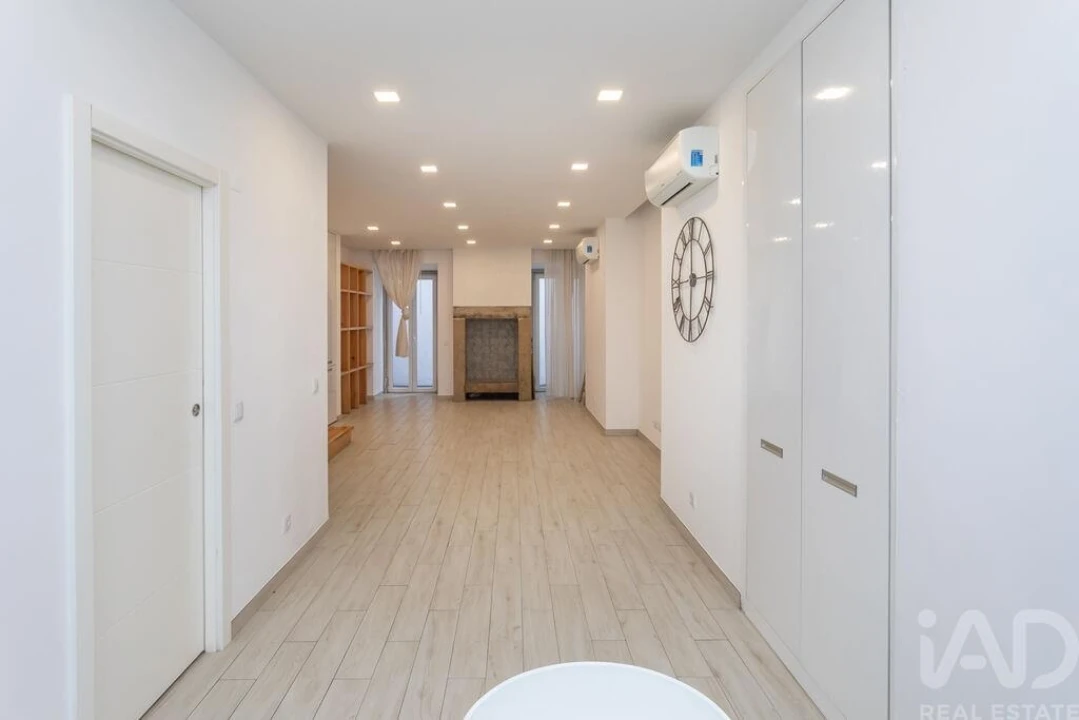 Apartamento T3 para Venda em Santa Maria Maior Foto 9