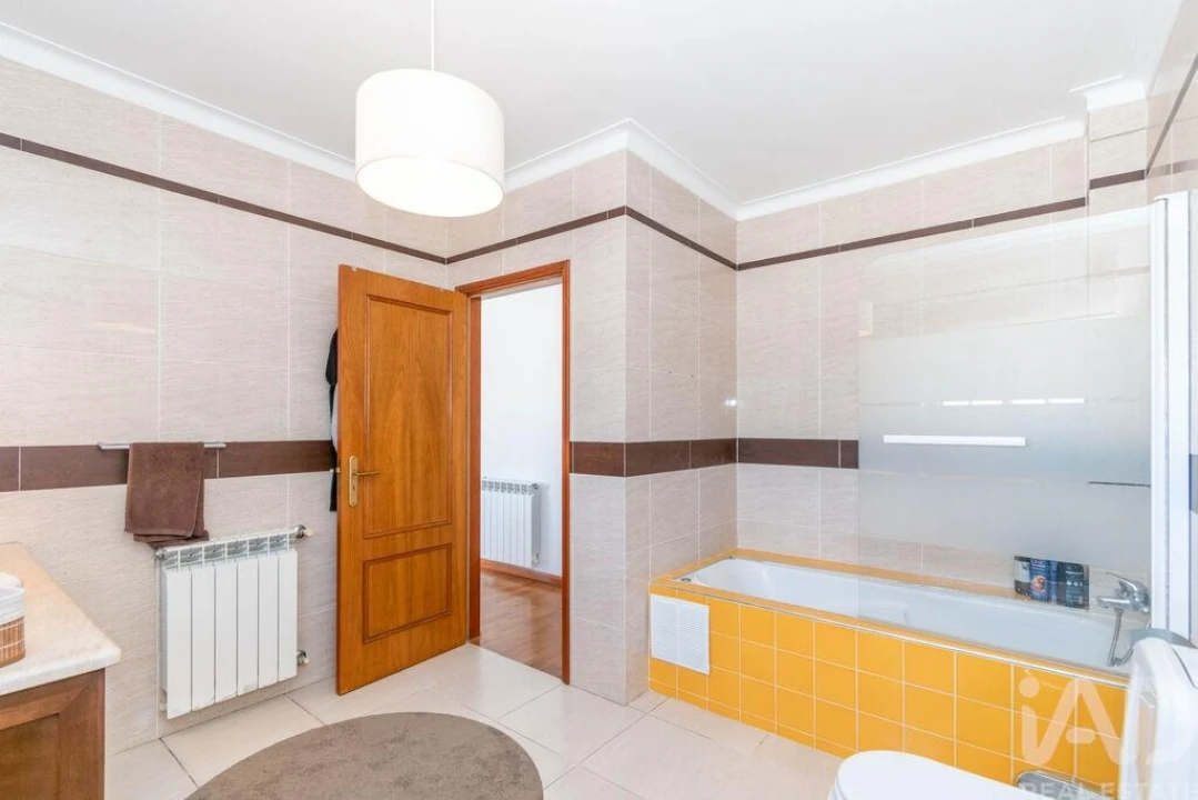 Apartamento T3 para Venda em Marinha Grande Foto 14