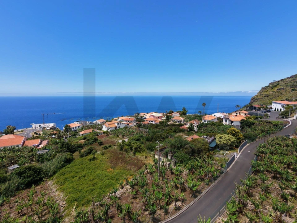 Terreno para Venda em Arco da Calheta Foto 10