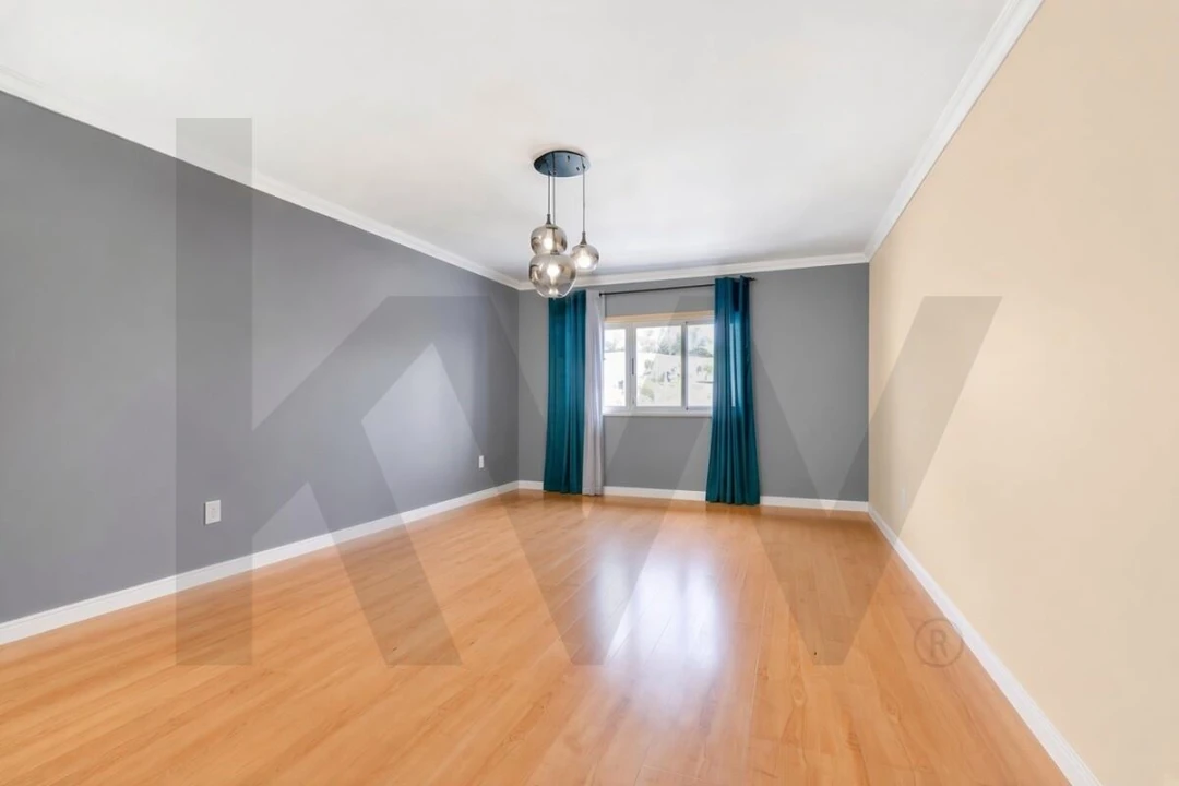 Apartamento T3 para Venda em Camarate, Unhos e Apelação Foto 5