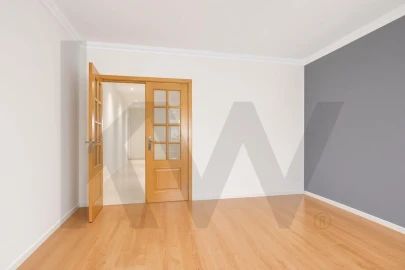 Apartamento T3 para Venda em Camarate, Unhos e Apelação