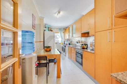 Apartamento T3 para Venda em Camarate, Unhos e Apelação