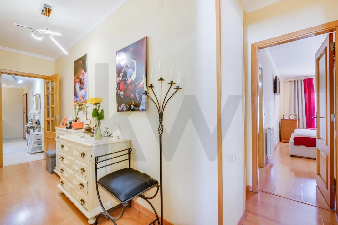 Apartamento T3 para Venda em Camarate, Unhos e Apelação Foto 19