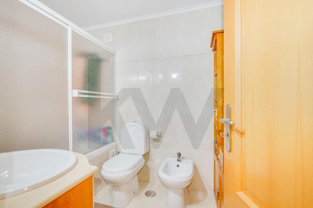 Apartamento T3 para Venda em Camarate, Unhos e Apelação Foto 18