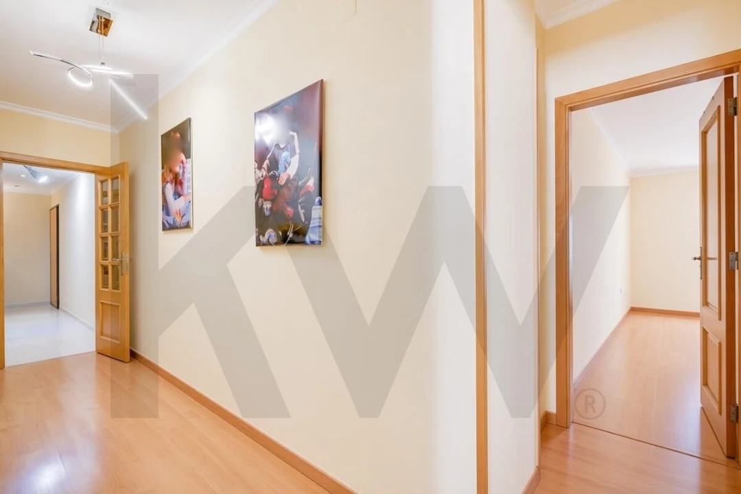 Apartamento T3 para Venda em Camarate, Unhos e Apelação Foto 17