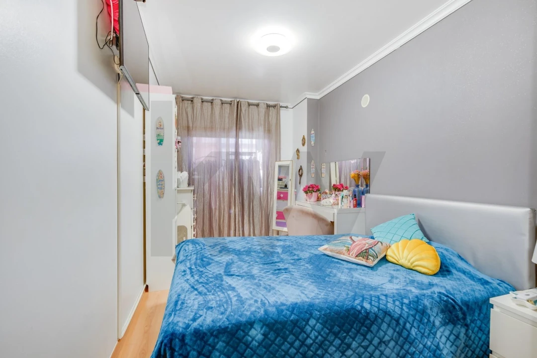 Apartamento T3 para Venda em Camarate, Unhos e Apelação Foto 13