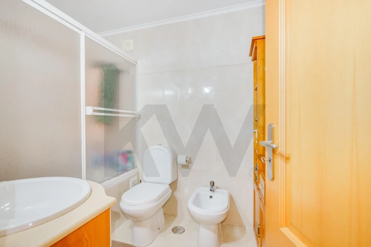 Apartamento T3 para Venda em Camarate, Unhos e Apelação Foto 18