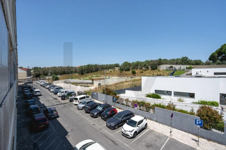 Apartamento T3 para Venda em Camarate, Unhos e Apelação Foto 21