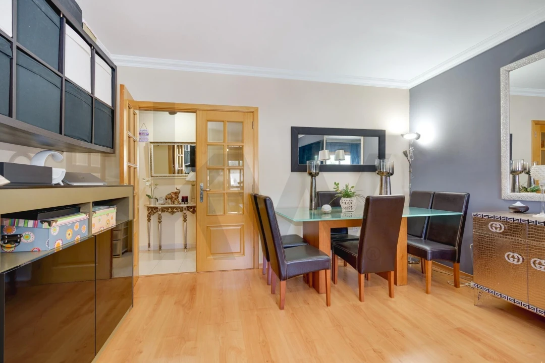 Apartamento T3 para Venda em Camarate, Unhos e Apelação Foto 5