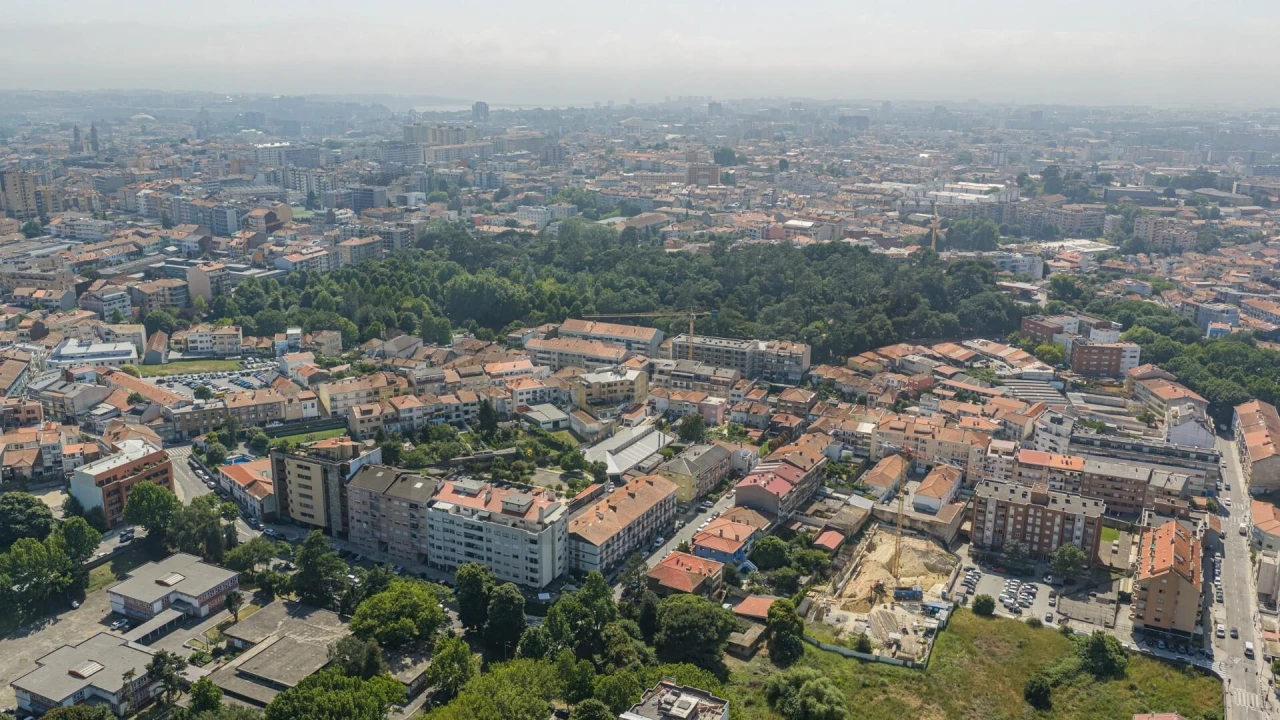 Prédio para Venda em Paranhos Foto 37