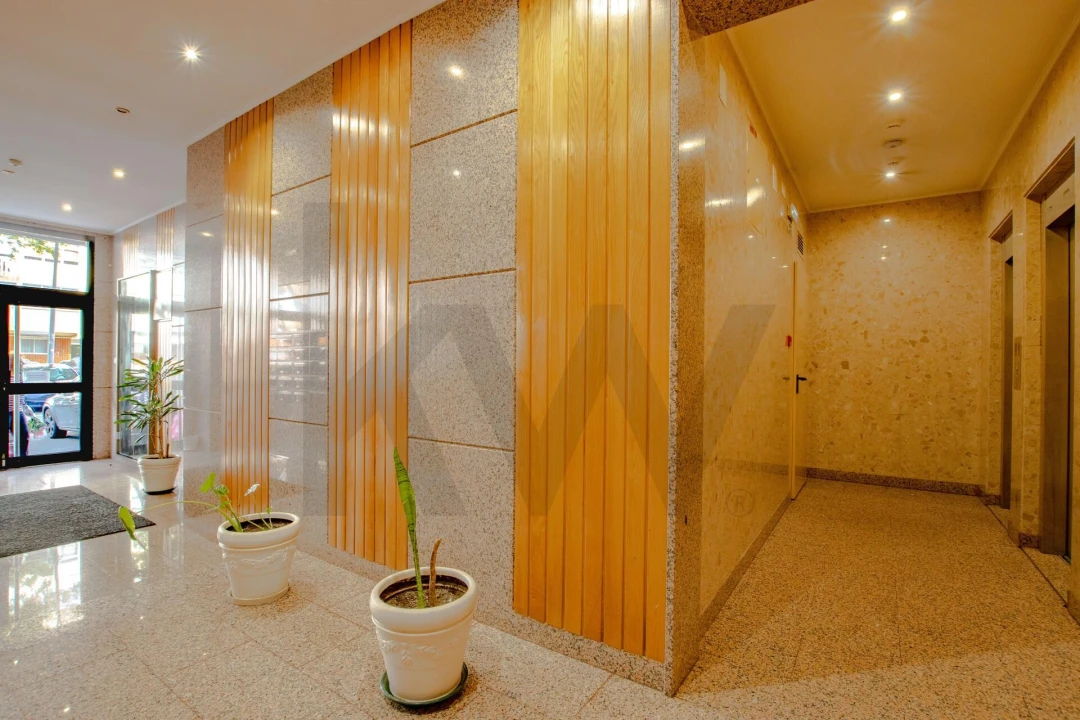 Apartamento T3 para Venda em Águas Livres Foto 16