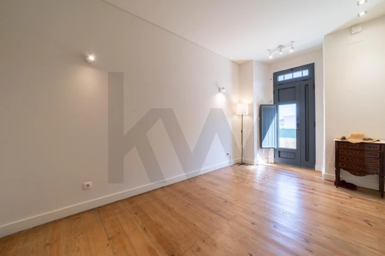 Apartamento T1 para Venda em Alcantara Foto 5