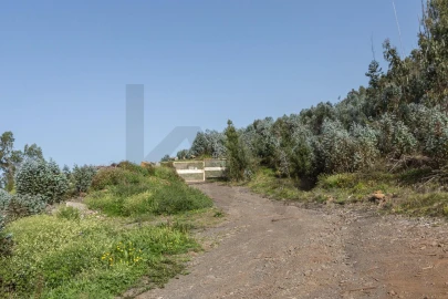 Terreno para Venda em Jardim da Serra