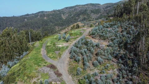 Terreno para Venda em Jardim da Serra