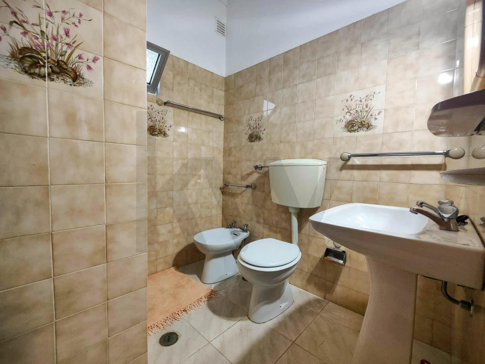 Moradia T3 para Venda em Alvor Foto 16