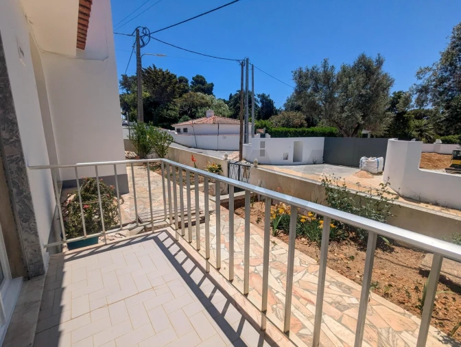 Moradia T3 para Venda em Alvor Foto 24