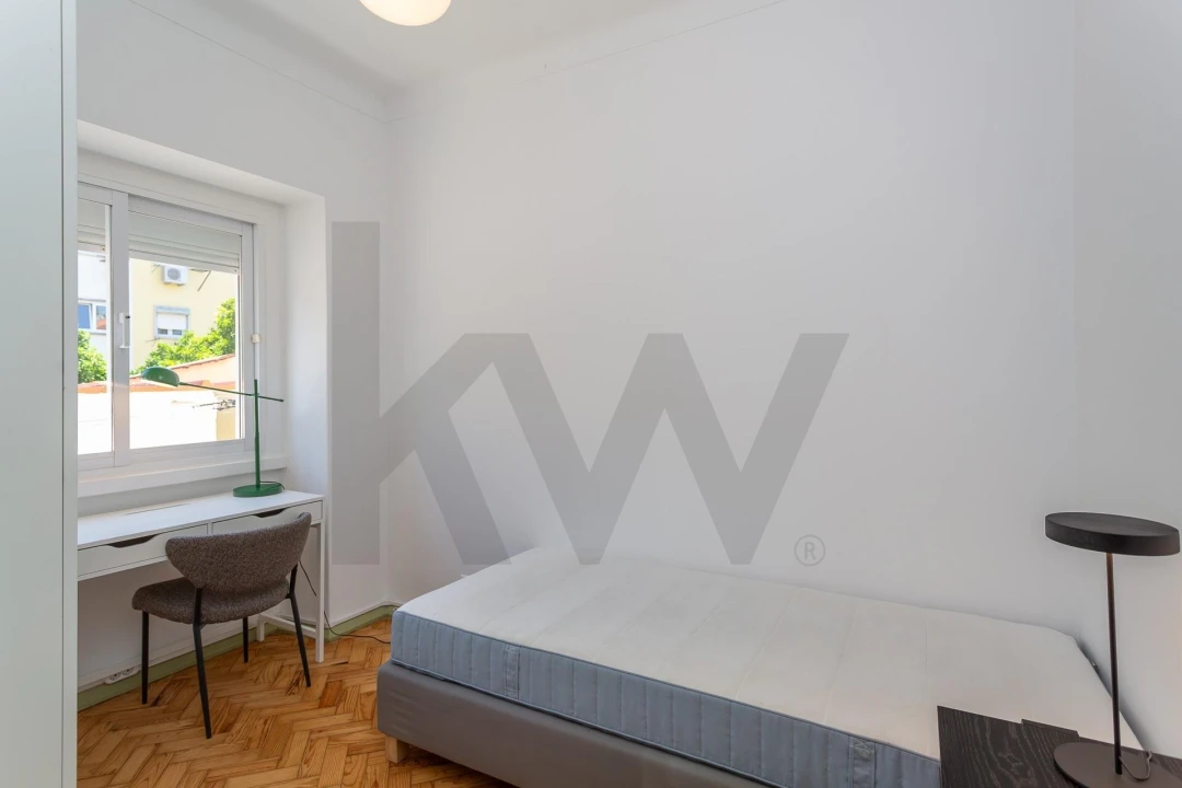 Apartamento T2 para Venda em Alvalade Foto 25