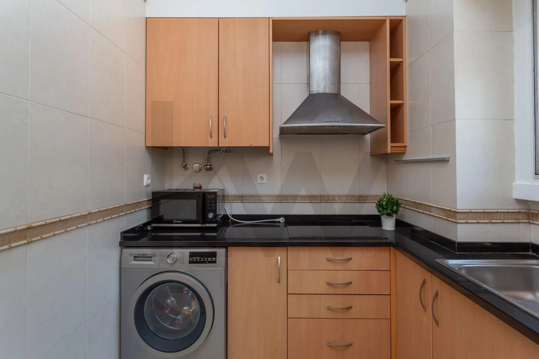 Apartamento T2 para Venda em Alvalade Foto 19