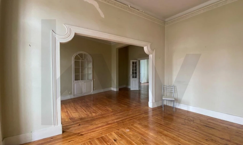 Apartamento T15 para Arrendamento em Campo de Ourique Foto 2