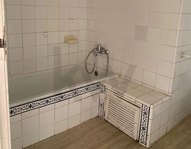 Apartamento T15 para Arrendamento em Campo de Ourique Foto 31