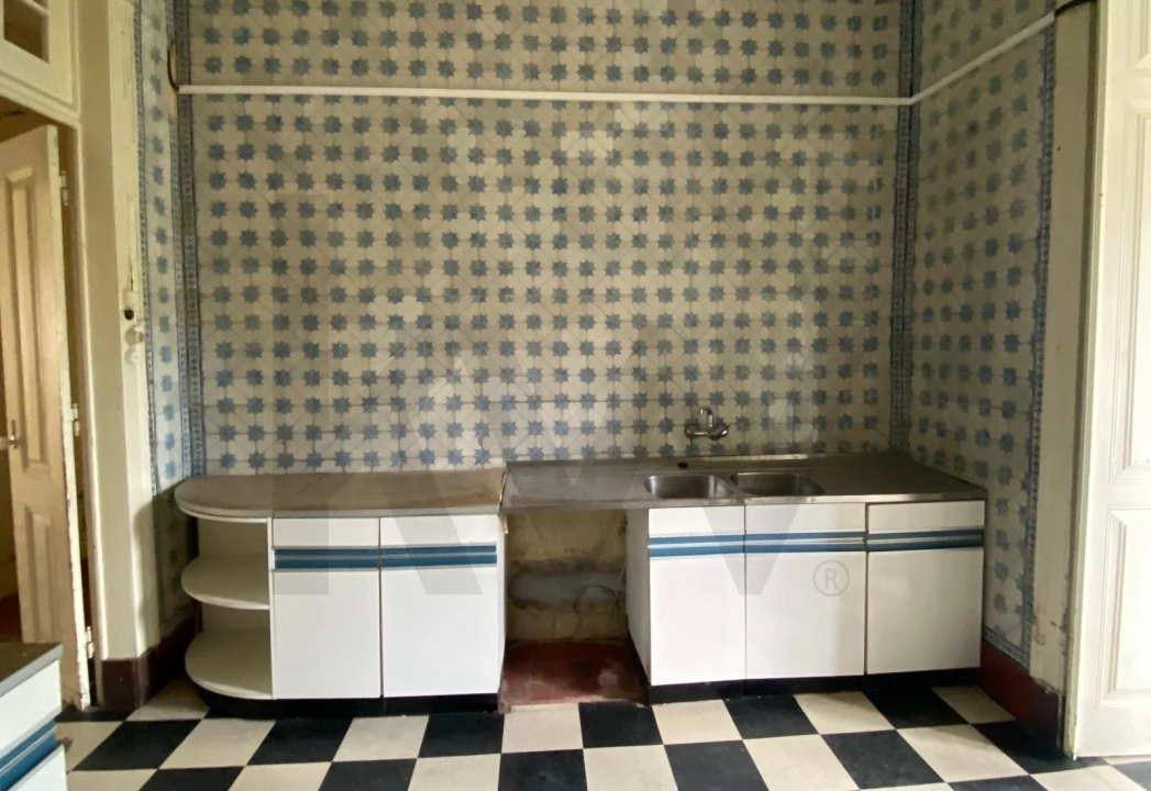 Apartamento T15 para Arrendamento em Campo de Ourique Foto 16