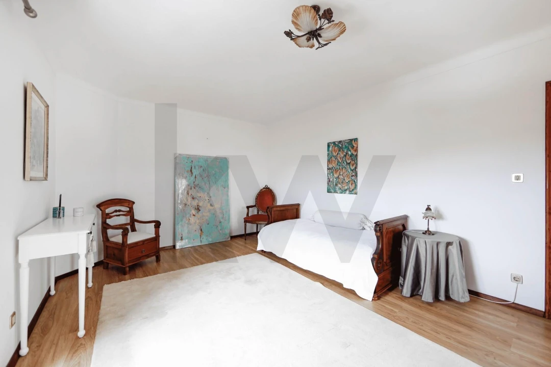 Moradia T4 para Venda em Alcobaça e Vestiaria Foto 5